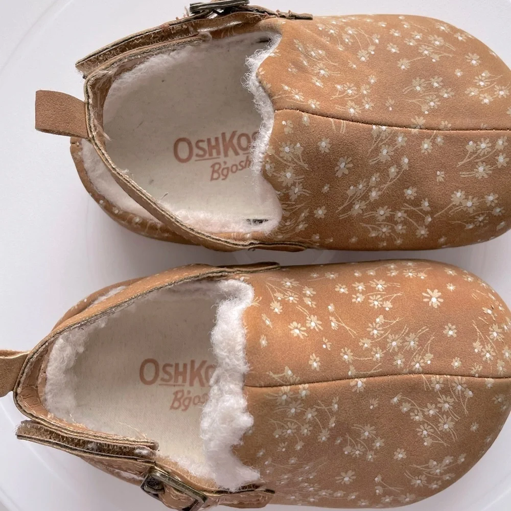 OshKosh B'Gosh Unisex-Child Mula Slipper - Picture 3 of 8